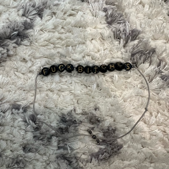 Black & Gold Venessa Arizaga Beaded Bracelet - Picture 1 of 5